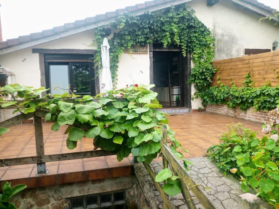 Вилла Casa Con Jardin Y Terraza Privados, Cerca Del Mar Эа Экстерьер фото